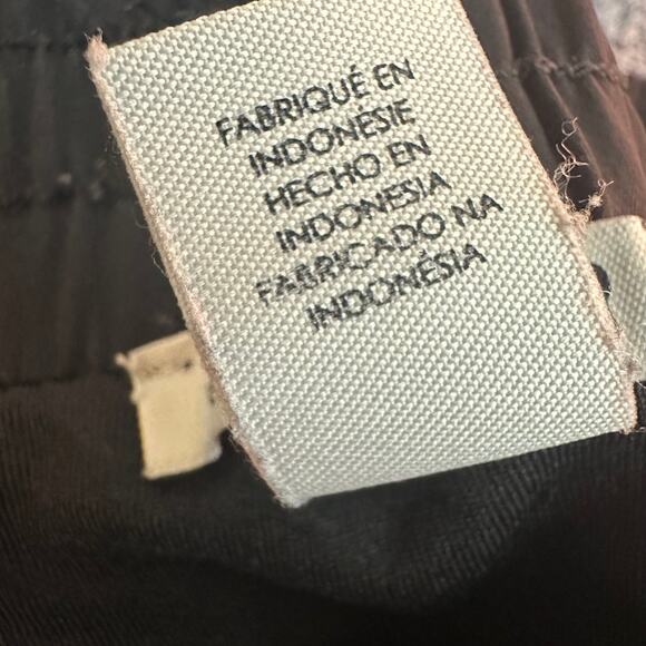 Forever 21 Womens Activewear Workout Gym Running Pull-On Black Shorts Small - Picture 8 of 9